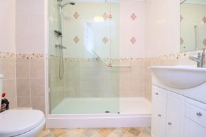 Photo 16- click for photo gallery